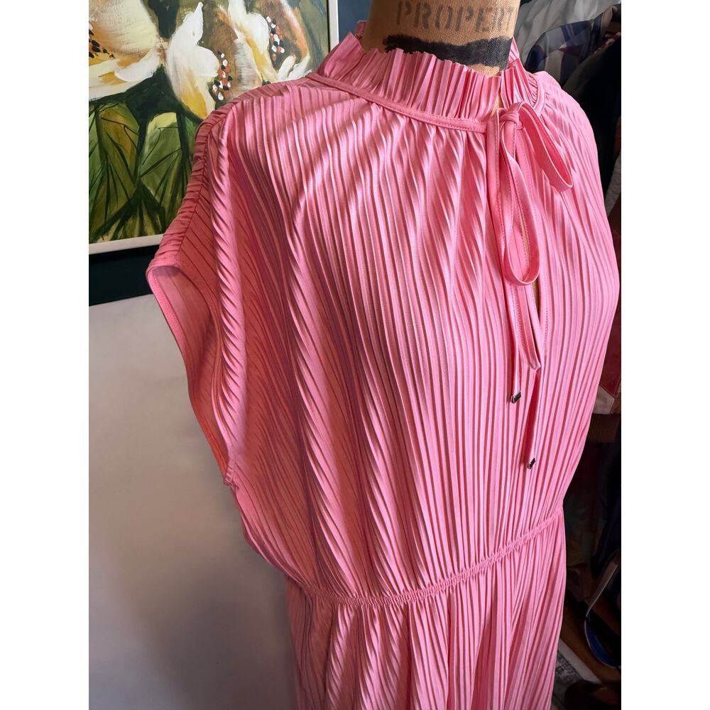 BOSS Hugo Boss Pink Pleated Midi Dress XL Mock Neck Tie Keyhole XL